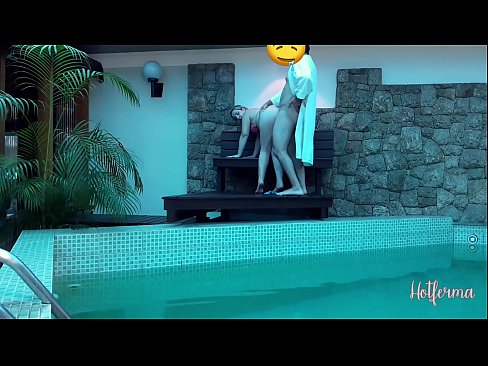 ❤️ Baas noeget faam nei it swimbad, mar koe net wjerstean in hot Porno by ús fy.teatroporno.ru ❤